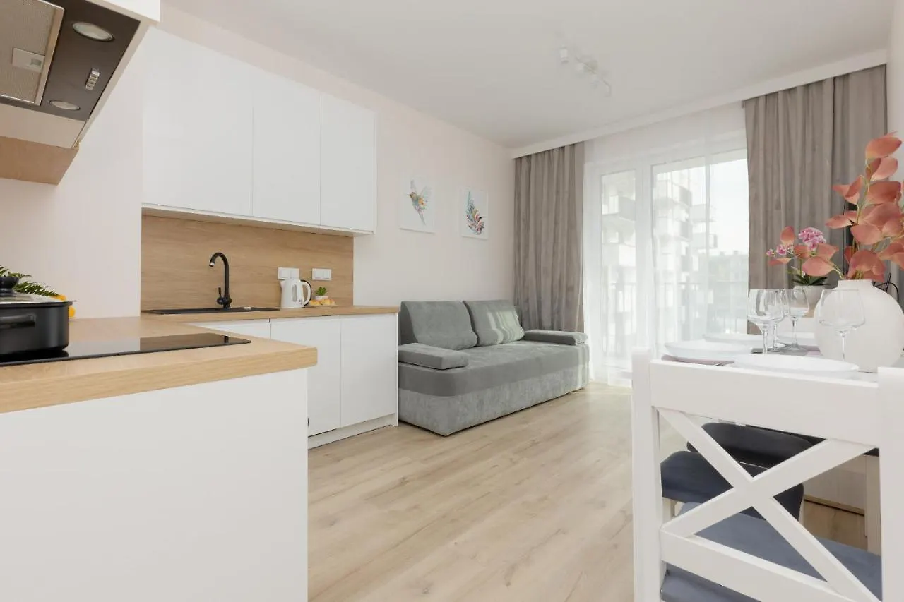 Cozy Apartment Lopuszanska By Noclegi Renters Varsovia 0*,  Polonia